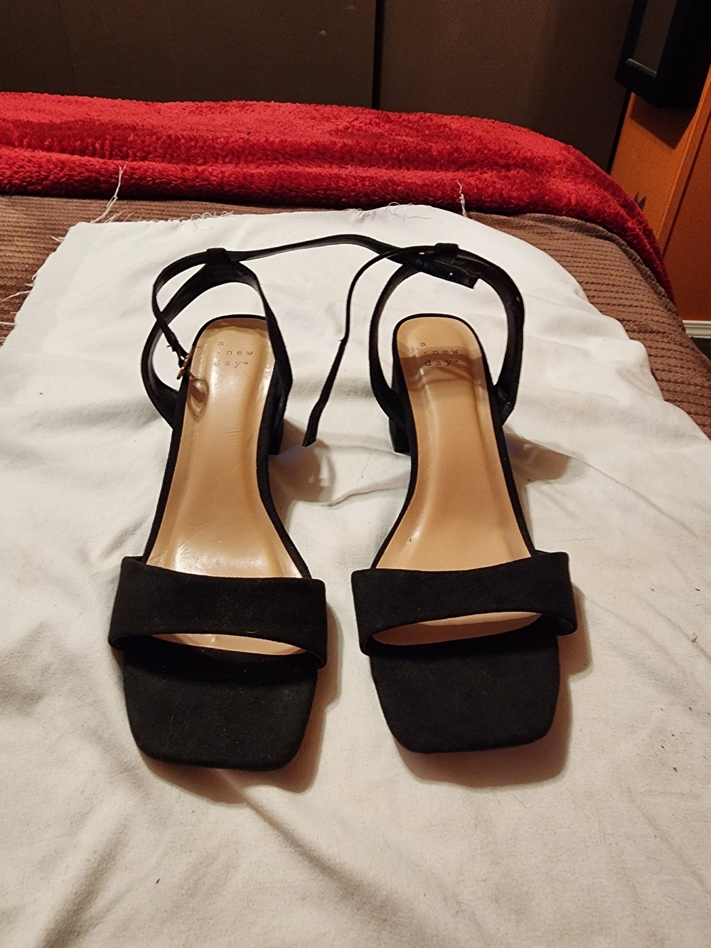 a new day womans size 7.5 Black Strappy Square-Toe Heeled Sandals